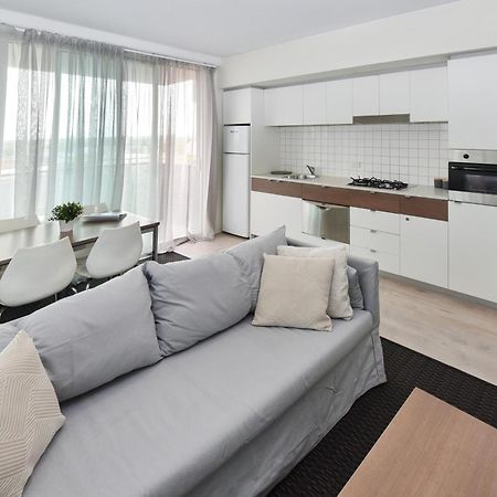 شقة Light & Airy 3 Bd Cbd Apt: Balconytramwifi/Parking أدليد المظهر الخارجي الصورة